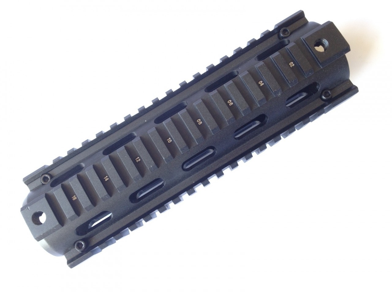 Mid/Middle Length 8" Inch AR15/M4 Quad Rail System Drop In 2 piece Handguard Picatinny