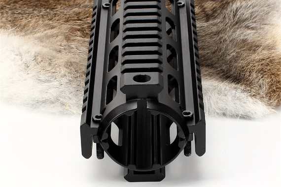 6.75"Carbine Length 2 Piece Quad Rail Handling System Black Hunting AR-15 M16